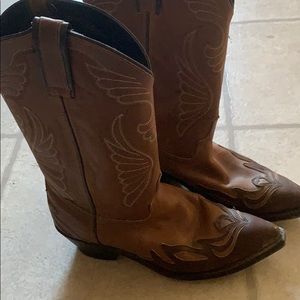 Laredo women’s boots sz 8.5